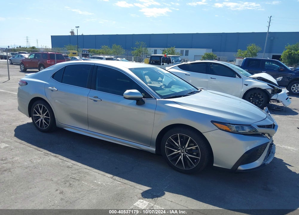 2021 TOYOTA CAMRY SE VIN: 4T1G11AK8MU598530