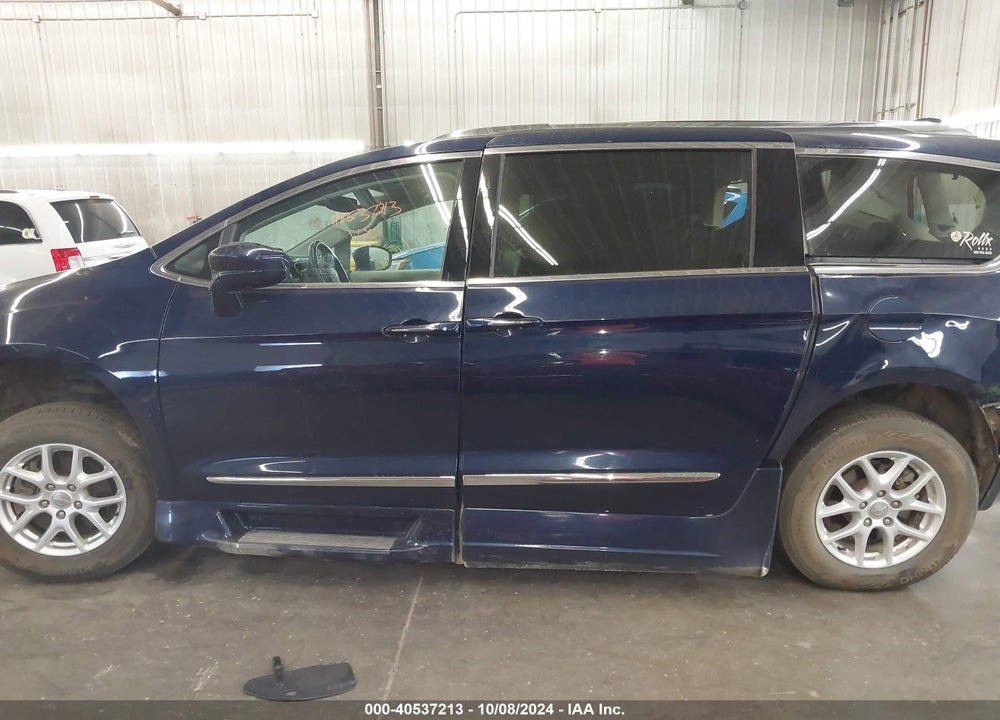 2020 CHRYSLER PACIFICA TOURING L VIN: 2C4RC1BGXLR112586