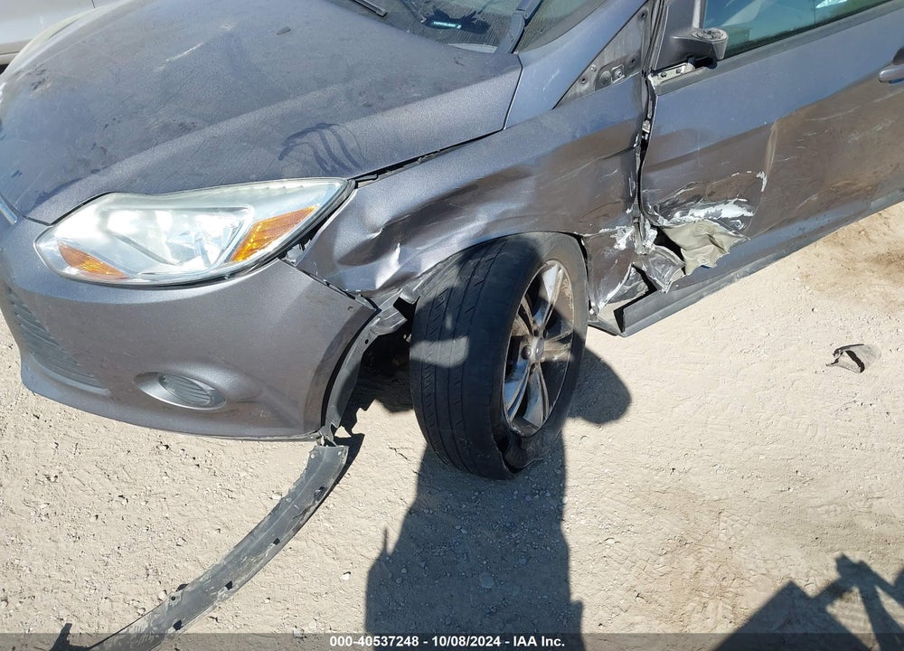 2014 FORD FOCUS SE VIN: 1FADP3F29EL392057