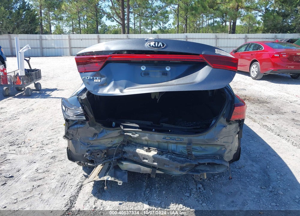 2021 KIA FORTE FE VIN: 3KPF24AD1ME353860