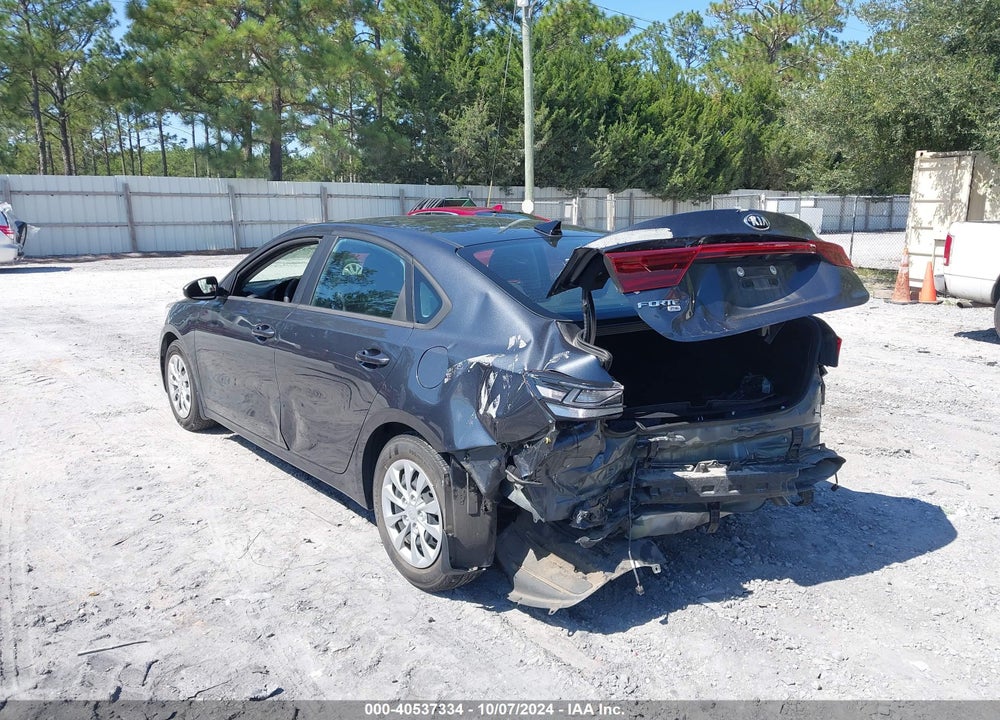 2021 KIA FORTE FE VIN: 3KPF24AD1ME353860