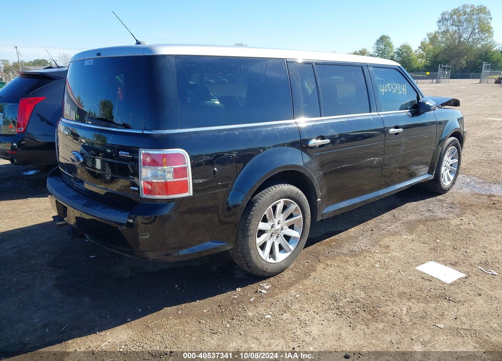 2009 FORD FLEX SEL VIN: 2FMEK62C39BA06182