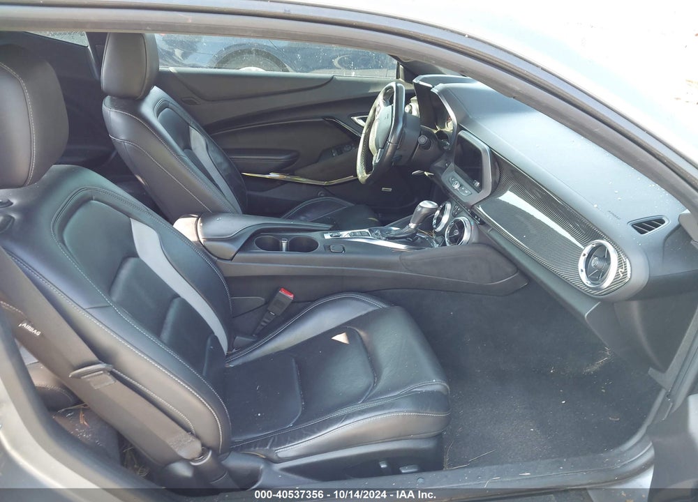2020 CHEVROLET CAMARO RWD 2LT VIN: 1G1FD1RX1L0136638