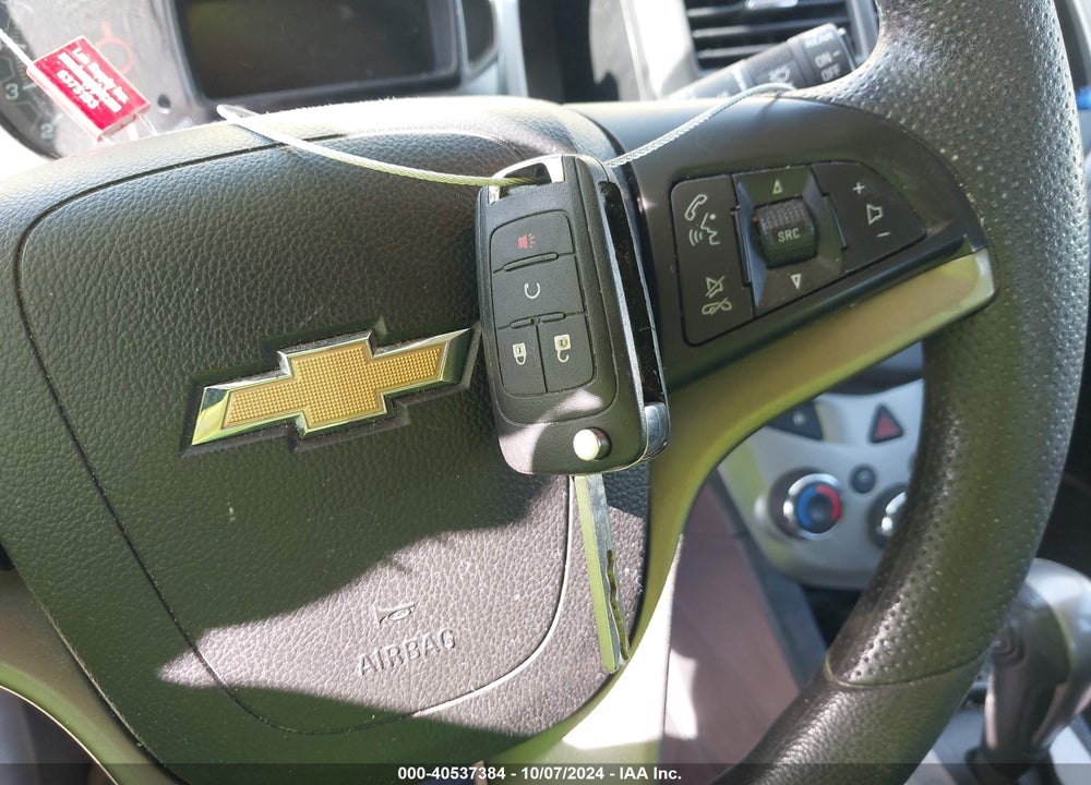2015 CHEVROLET SONIC LT AUTO VIN: 1G1JC6SB9F4208031