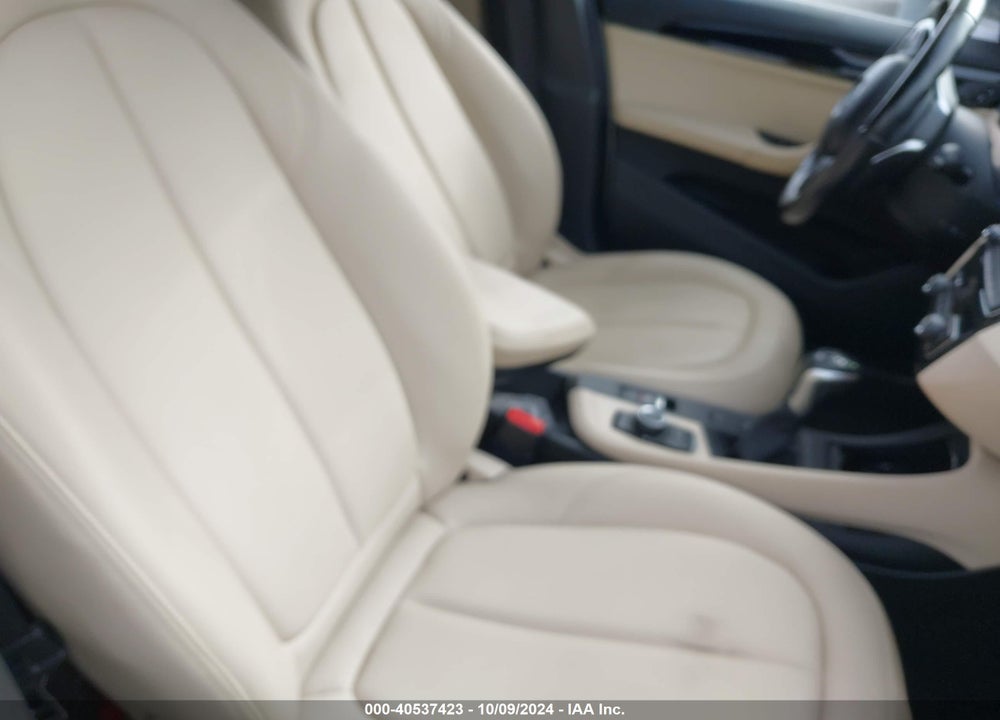2017 BMW X1 SDRIVE28I VIN: WBXHU7C30HP924613