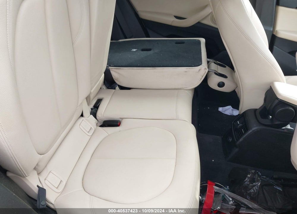 2017 BMW X1 SDRIVE28I VIN: WBXHU7C30HP924613