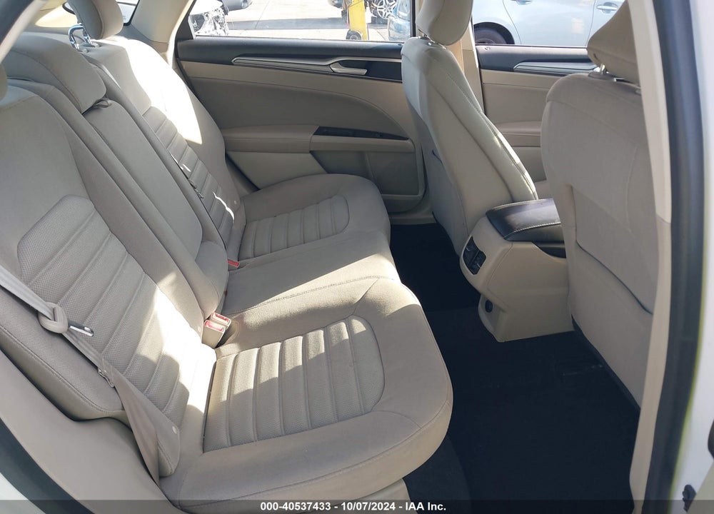 2019 FORD FUSION SE VIN: 3FA6P0HD9KR177698
