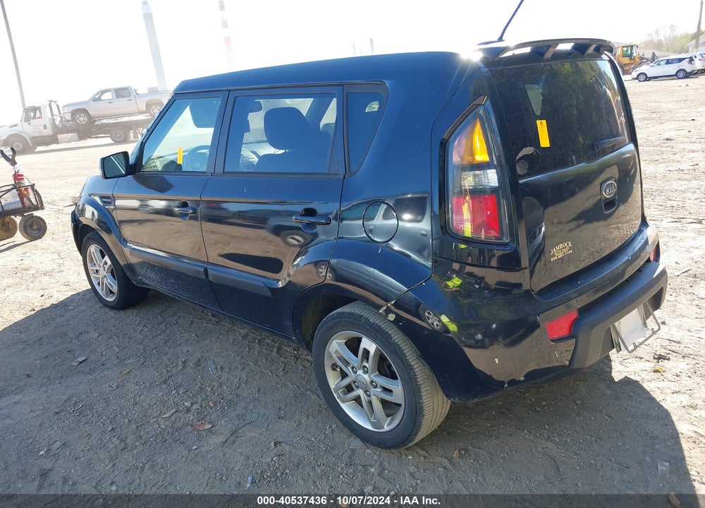 2011 KIA SOUL VIN: KNDJT2A22B7231192