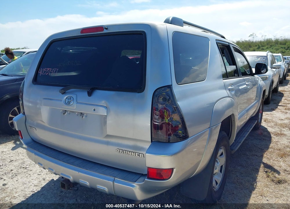 2005 TOYOTA 4RUNNER SR5 V6 VIN: JTEZU14R758039554