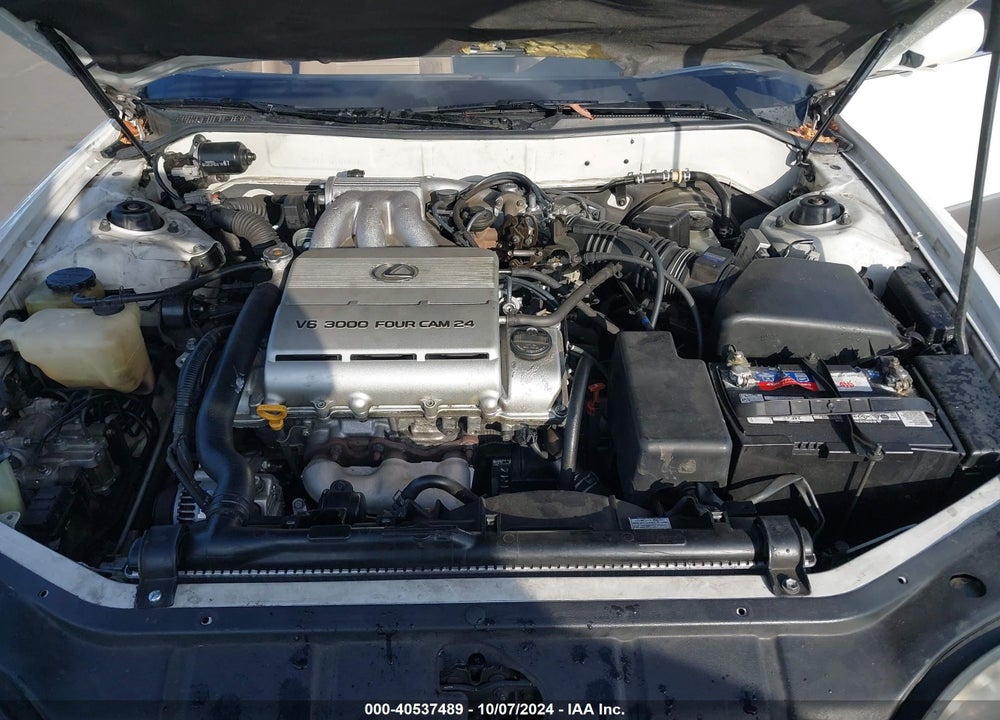 1995 LEXUS ES 300 VIN: JT8GK13T3S0101636