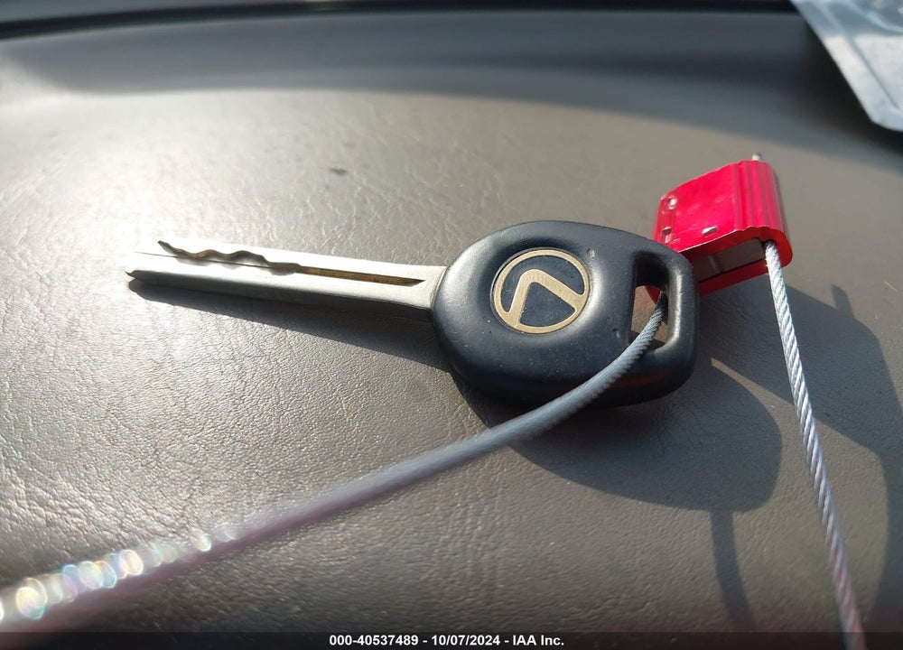 1995 LEXUS ES 300 VIN: JT8GK13T3S0101636