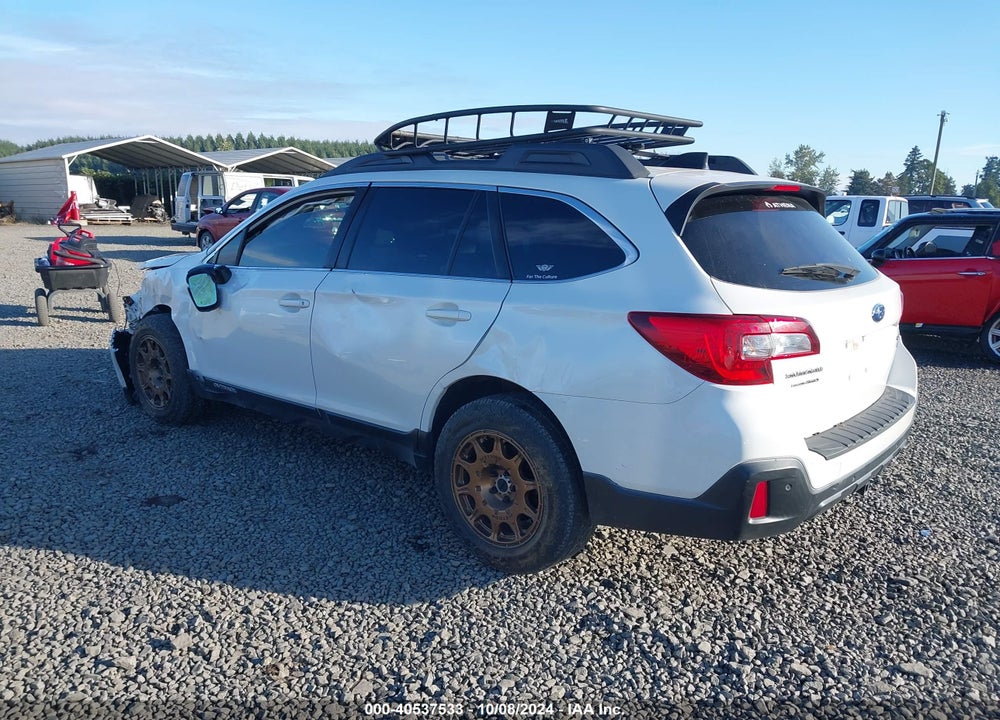 2018 SUBARU OUTBACK 3.6R LIMITED VIN: 4S4BSENC9J3330413