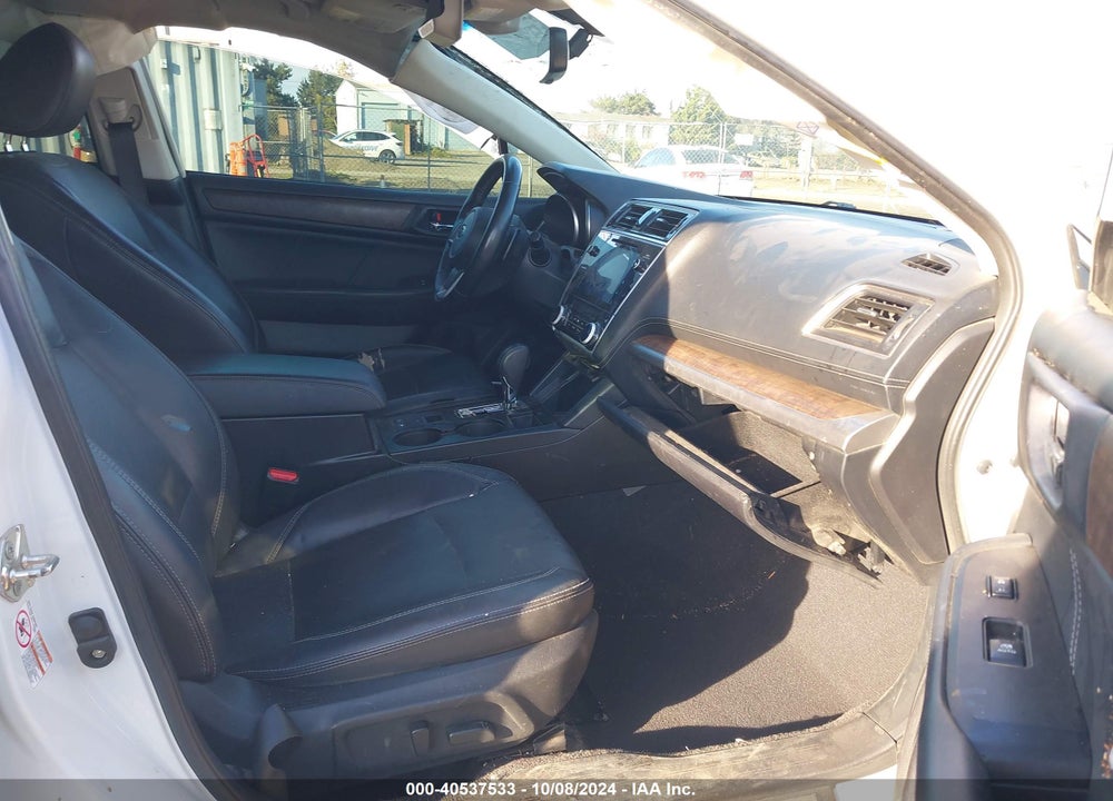2018 SUBARU OUTBACK 3.6R LIMITED VIN: 4S4BSENC9J3330413