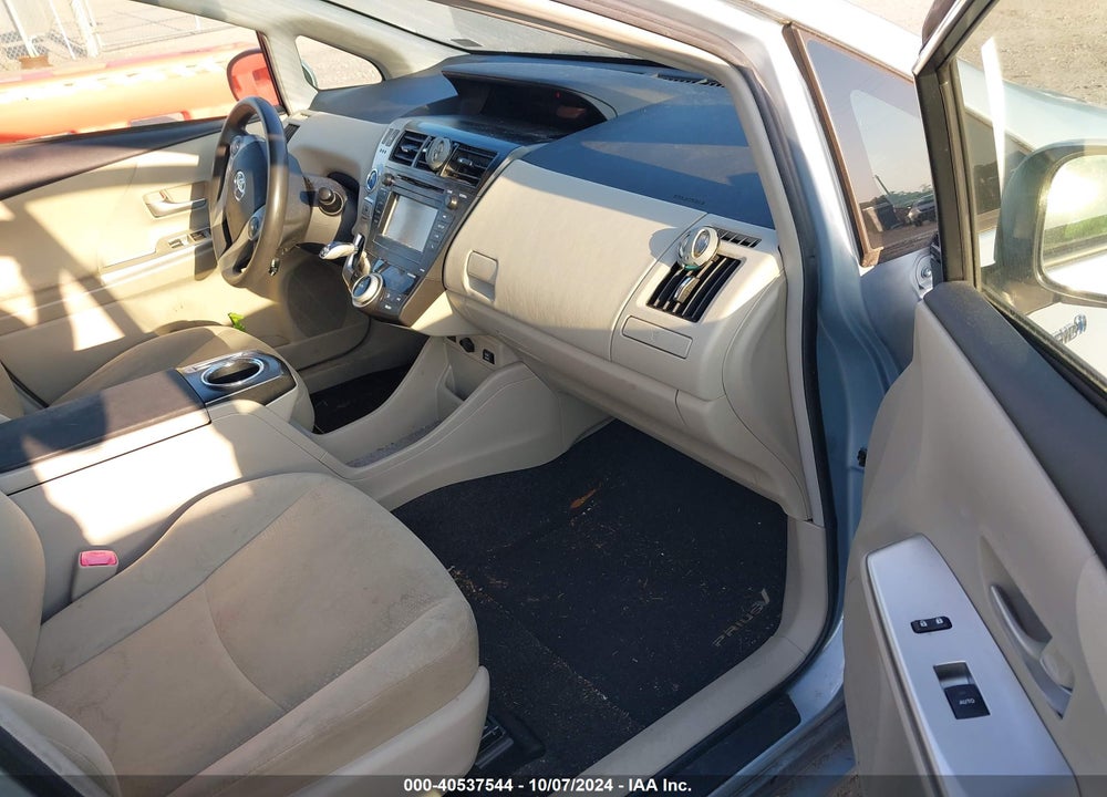 2013 TOYOTA PRIUS V TWO VIN: JTDZN3EU4D3222969