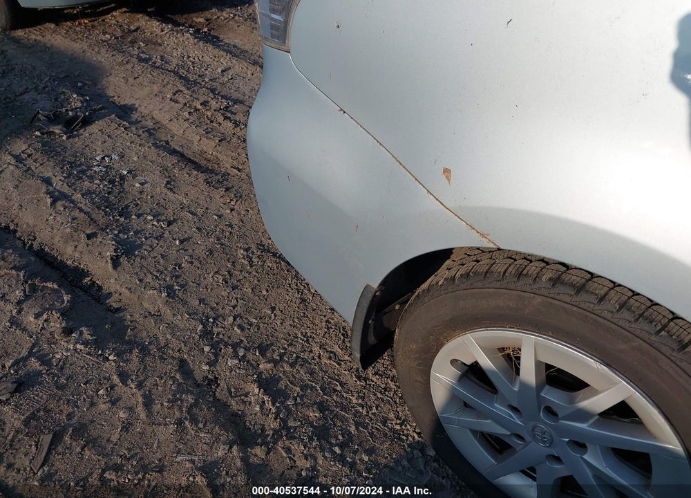 2013 TOYOTA PRIUS V TWO VIN: JTDZN3EU4D3222969