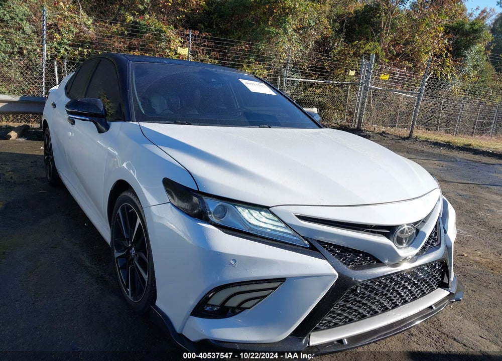 2018 TOYOTA CAMRY XLE V6 VIN: 4T1BZ1HK2JU014062