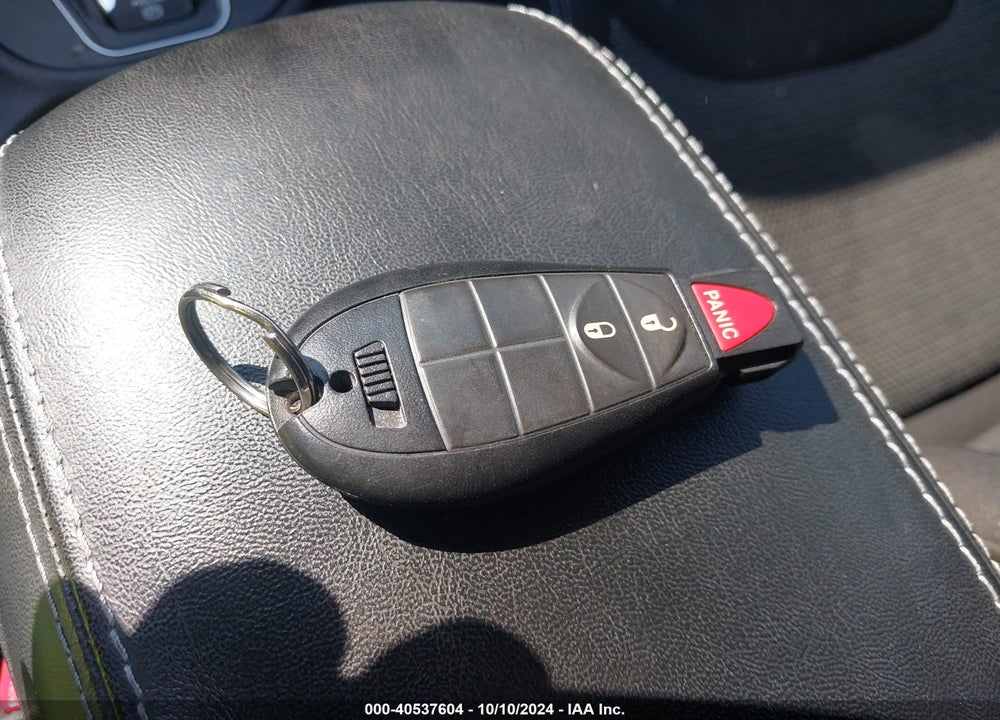 2019 JEEP CHEROKEE LATITUDE FWD VIN: 1C4PJLCBXKD263604