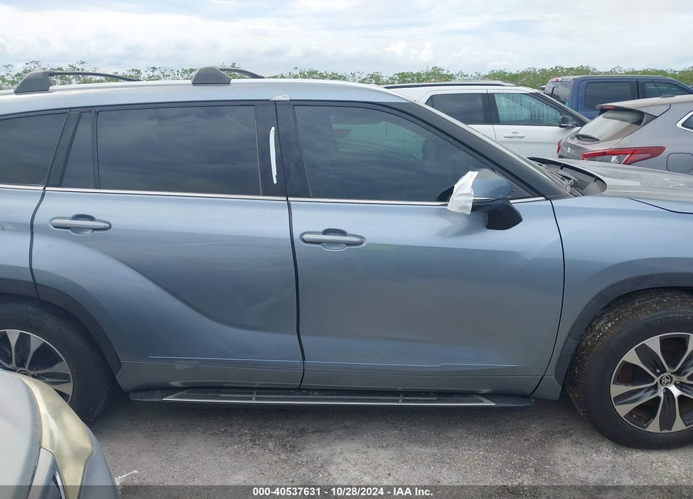 2020 TOYOTA HIGHLANDER XLE VIN: 5TDGZRAH2LS007739