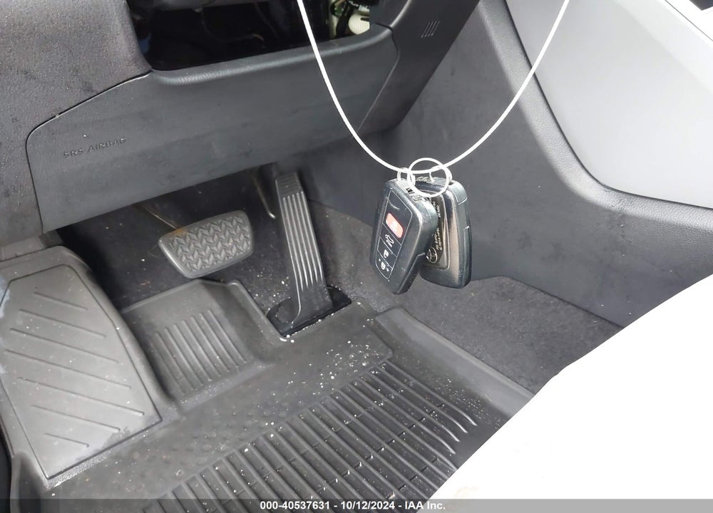 2020 TOYOTA HIGHLANDER XLE VIN: 5TDGZRAH2LS007739