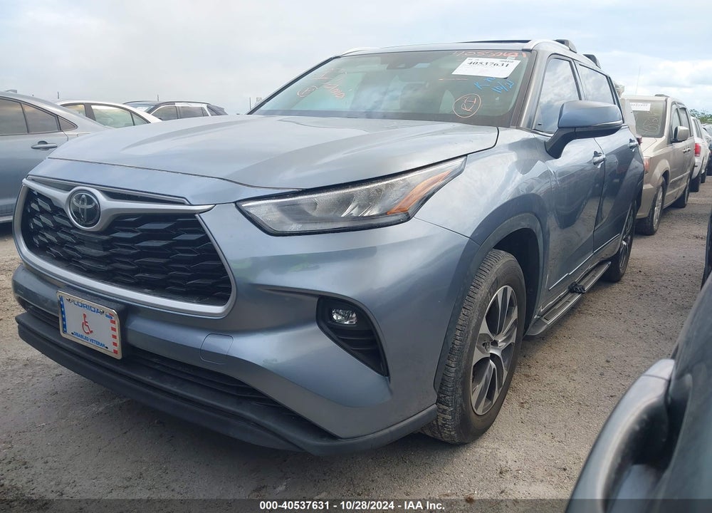 2020 TOYOTA HIGHLANDER XLE VIN: 5TDGZRAH2LS007739