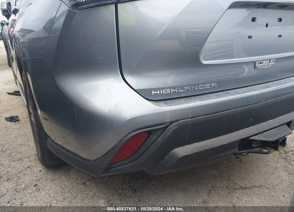 2020 TOYOTA HIGHLANDER XLE VIN: 5TDGZRAH2LS007739