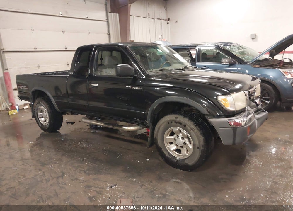 2000 TOYOTA TACOMA BASE V6 VIN: 4TAWN72N3YZ578156