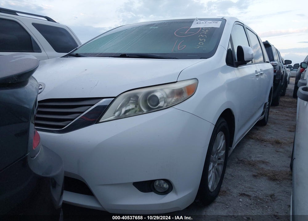 2011 TOYOTA SIENNA XLE V6 VIN: 5TDYK3DCXBS149065