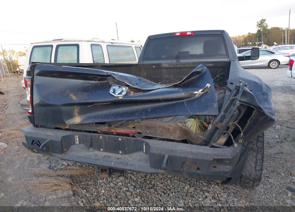 2015 RAM 3500 TRADESMAN VIN: 3C63RRGL9FG630229
