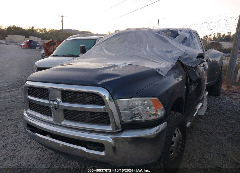 2015 RAM 3500 TRADESMAN VIN: 3C63RRGL9FG630229
