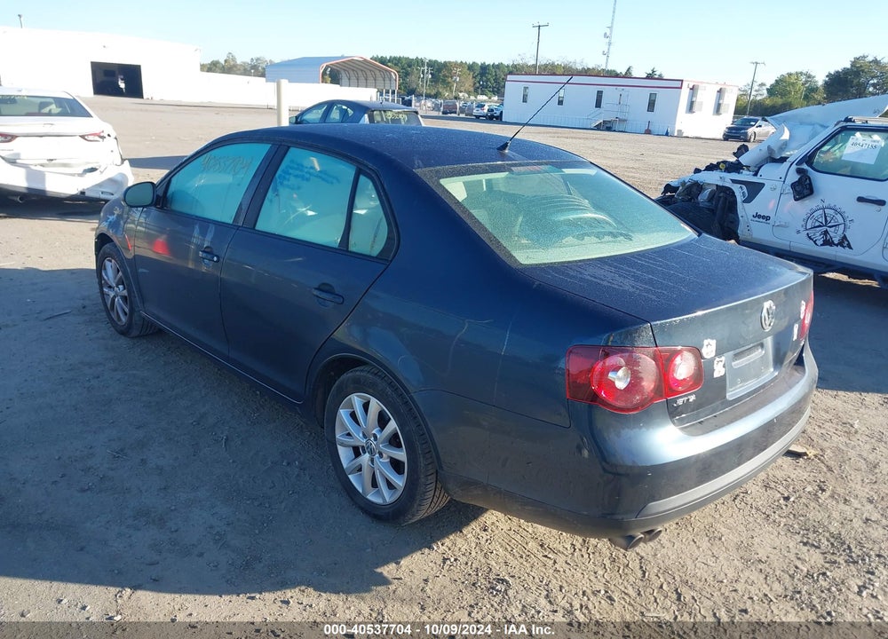 2010 VOLKSWAGEN JETTA LIMITED EDITION VIN: 3VWAX7AJ2AM072751