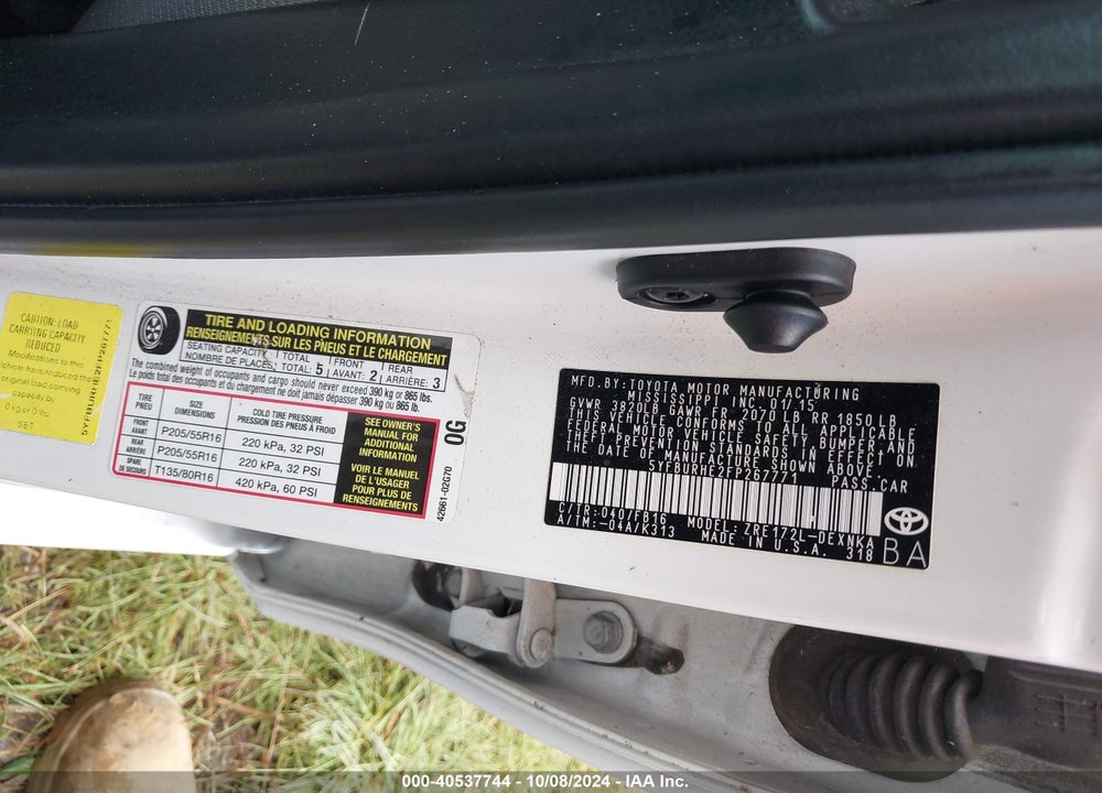 2015 TOYOTA COROLLA LE VIN: 5YFBURHE2FP267771