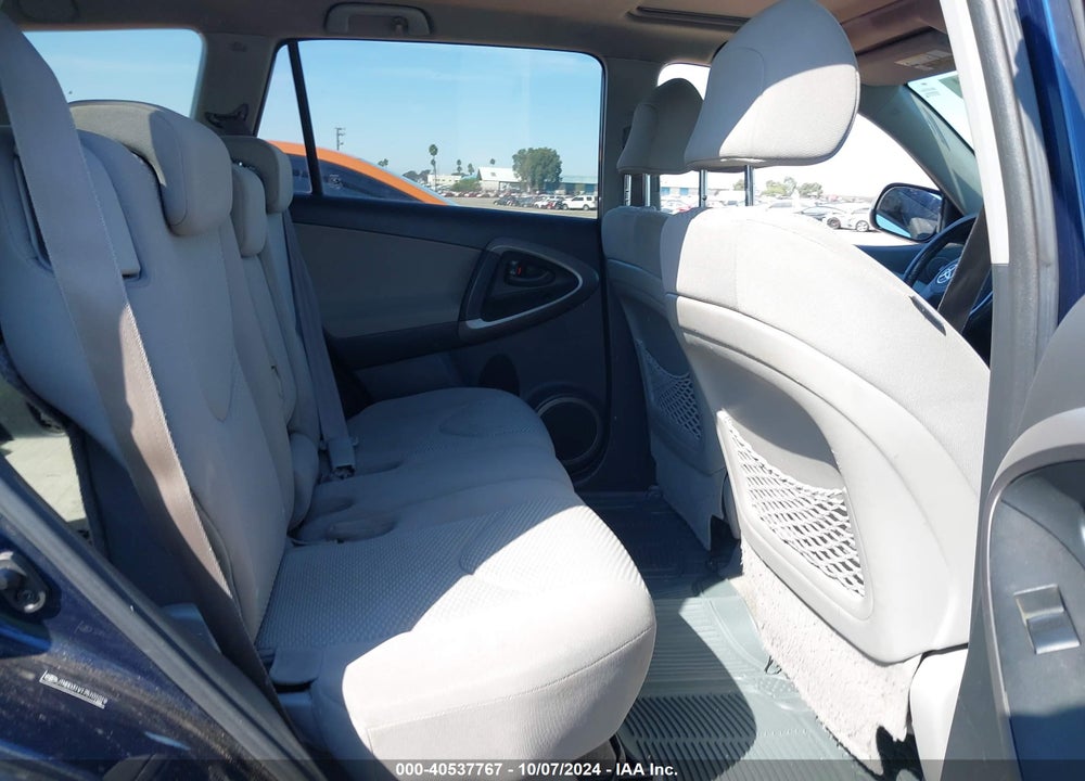 2007 TOYOTA RAV4 LIMITED VIN: JTMBD31V175101019
