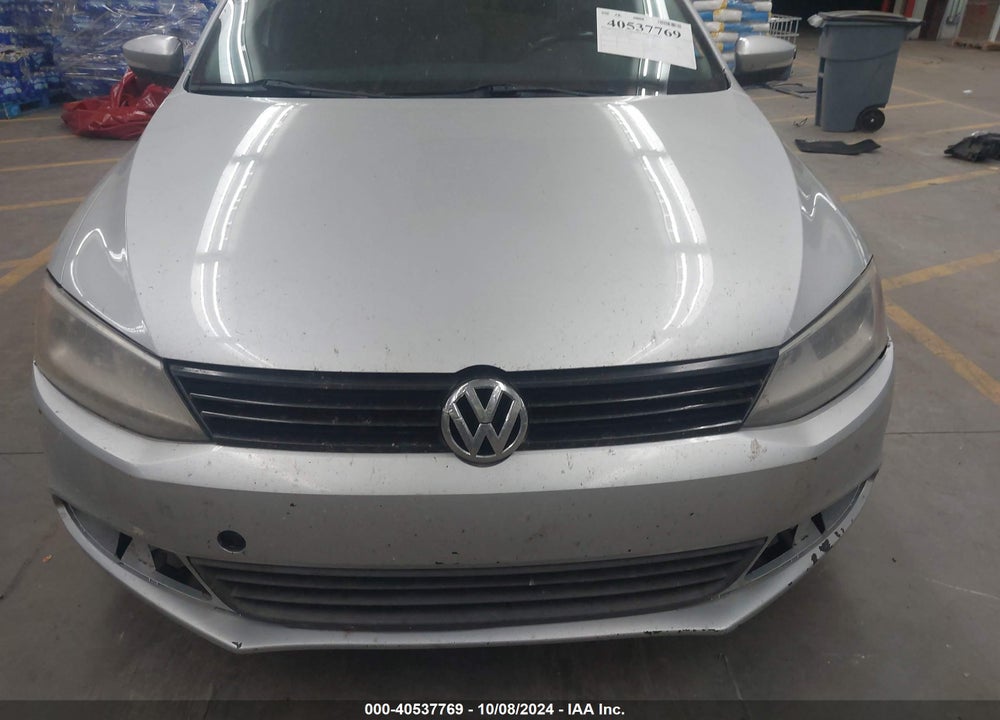 2012 VOLKSWAGEN JETTA 2.5L SE VIN: 3VWDP7AJ2CM077805