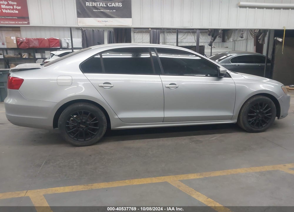 2012 VOLKSWAGEN JETTA 2.5L SE VIN: 3VWDP7AJ2CM077805