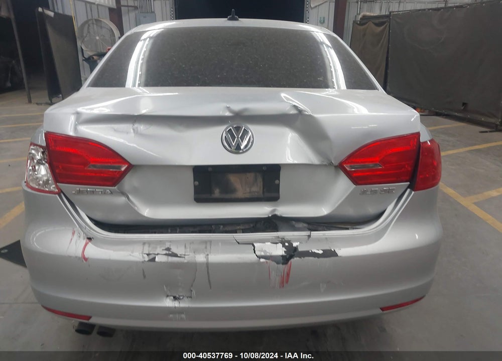 2012 VOLKSWAGEN JETTA 2.5L SE VIN: 3VWDP7AJ2CM077805
