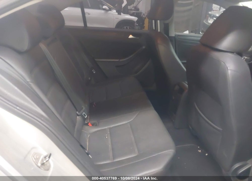 2012 VOLKSWAGEN JETTA 2.5L SE VIN: 3VWDP7AJ2CM077805