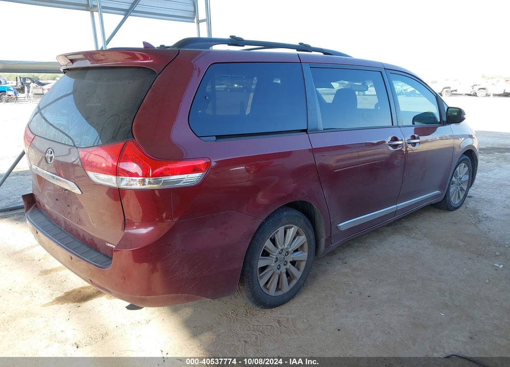 2013 TOYOTA SIENNA LIMITED V6 7 PASSENGER VIN: 5TDYK3DC7DS386115