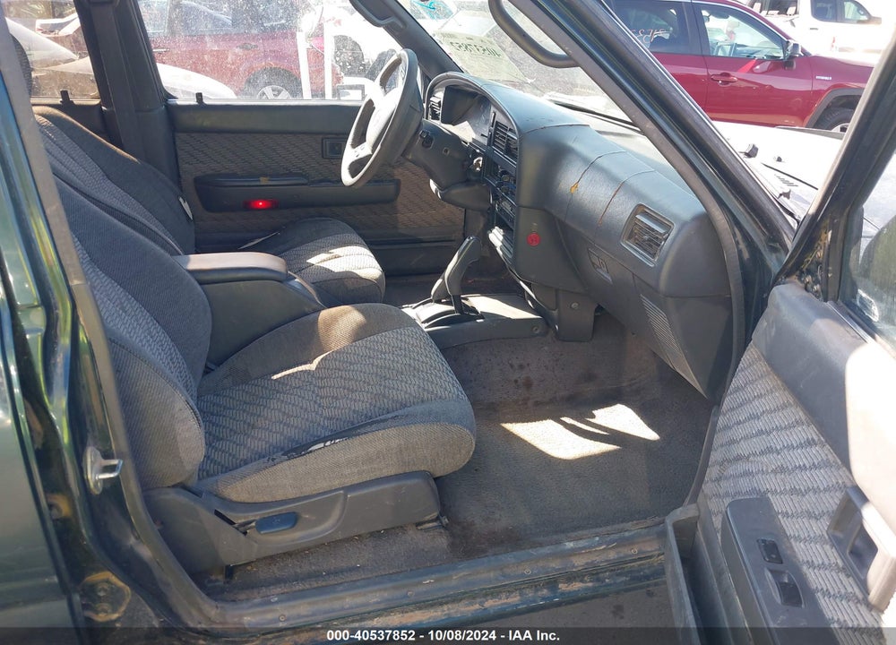 1995 TOYOTA 4RUNNER VN39 SR5 VIN: JT3VN39W8S8081130