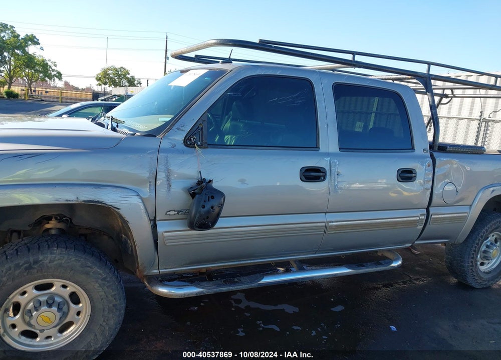 2002 CHEVROLET SILVERADO 2500HD LT VIN: 1GCHK23U72F231890