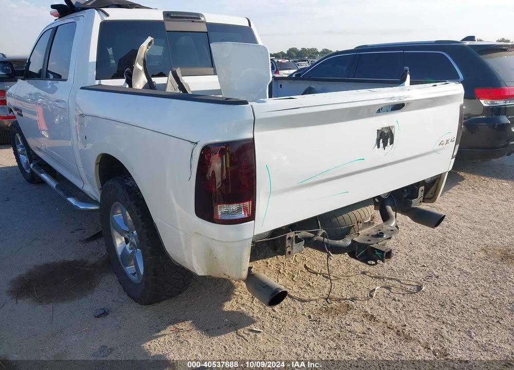 2013 RAM 1500 BIG HORN VIN: 1C6RR7LT0DS677207