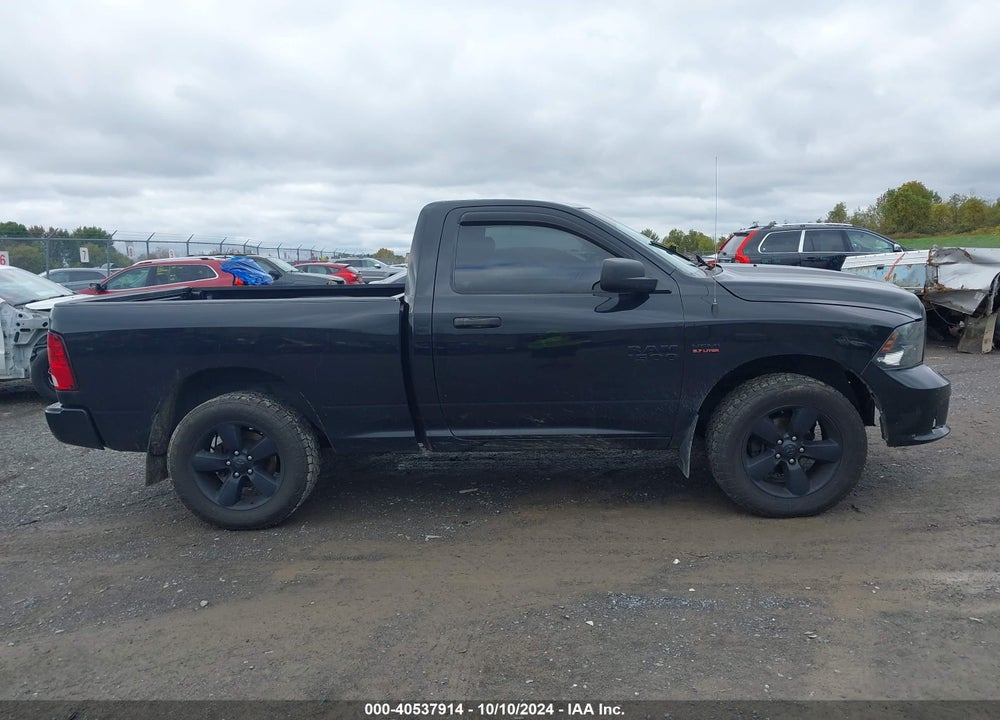 2016 RAM 1500 EXPRESS VIN: 3C6JR7AT4GG183749