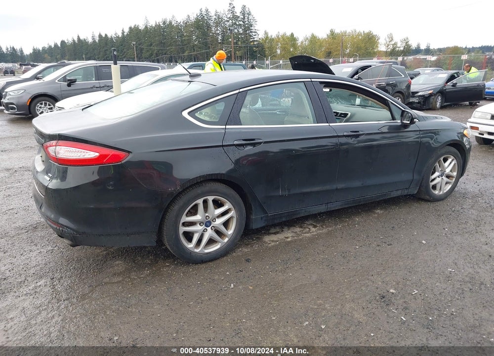 2015 FORD FUSION SE VIN: 1FA6P0HD5F5117247