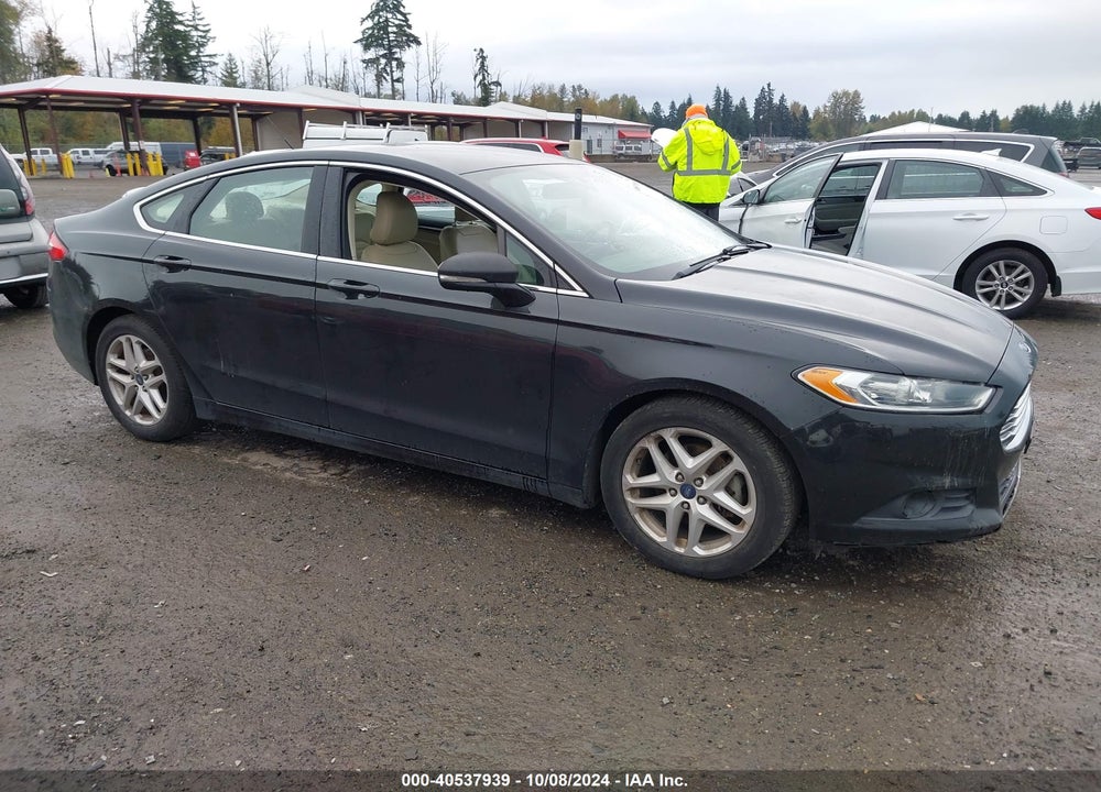 2015 FORD FUSION SE VIN: 1FA6P0HD5F5117247