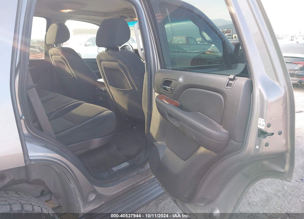 2007 CHEVROLET TAHOE LT VIN: 1GNFK13017R178731