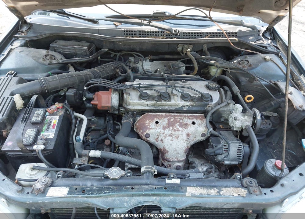 2001 HONDA ACCORD 2.3 LX VIN: 1HGCG564X1A117632
