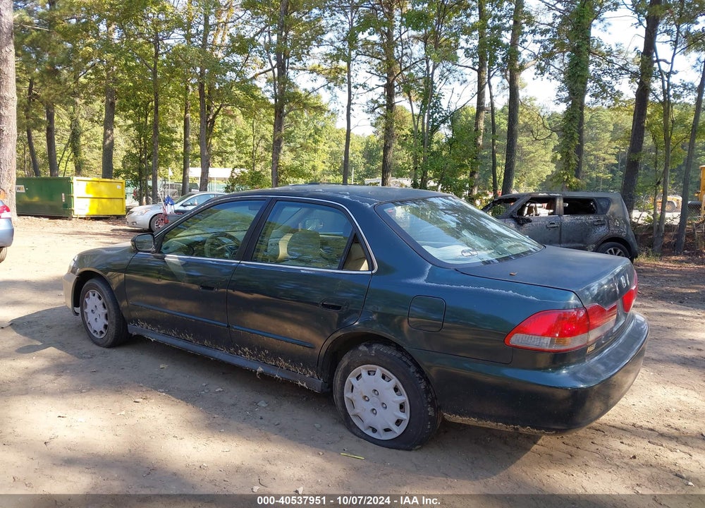 2001 HONDA ACCORD 2.3 LX VIN: 1HGCG564X1A117632