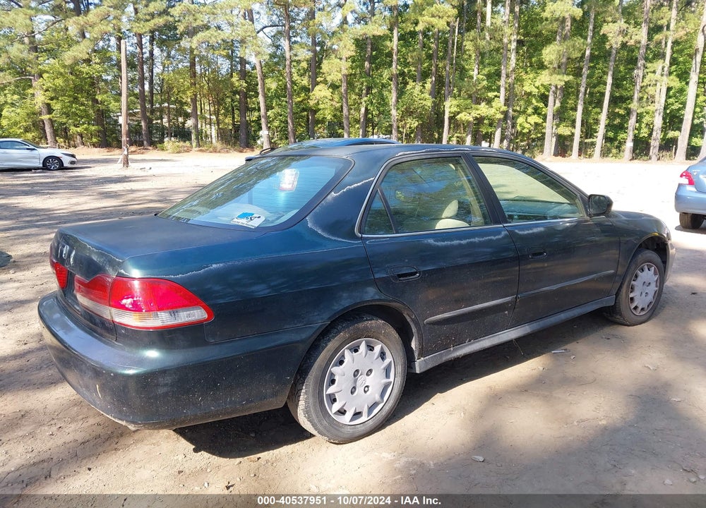 2001 HONDA ACCORD 2.3 LX VIN: 1HGCG564X1A117632