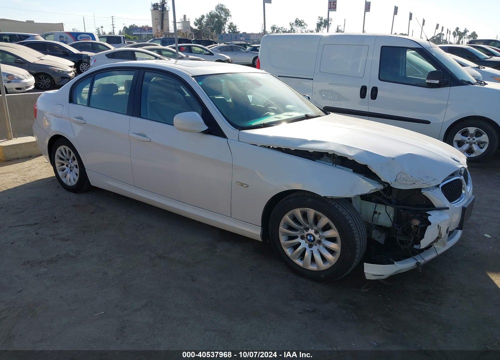 2009 BMW 328I VIN: WBAPH77509NM30495
