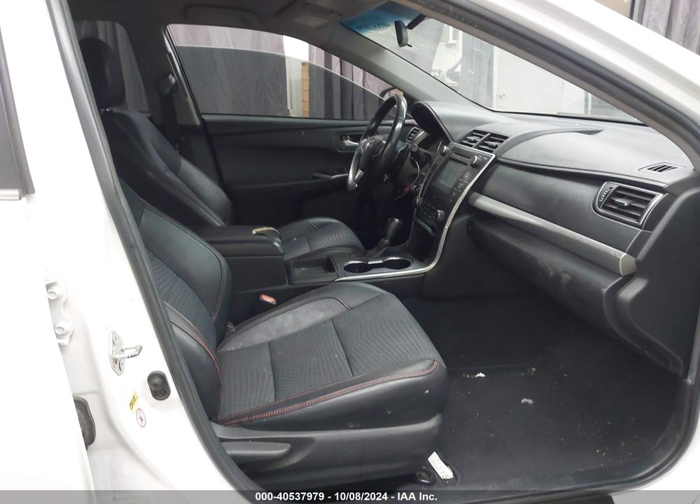 2015 TOYOTA CAMRY SE VIN: 4T1BF1FK3FU034551