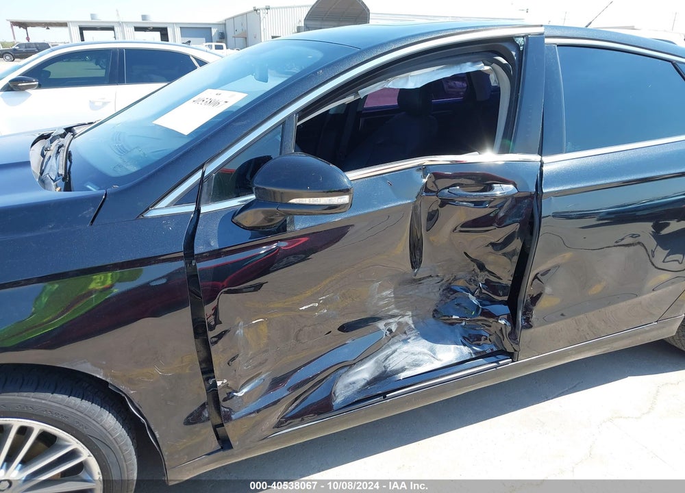 2015 FORD FUSION SE VIN: 3FA6P0HDXFR292946